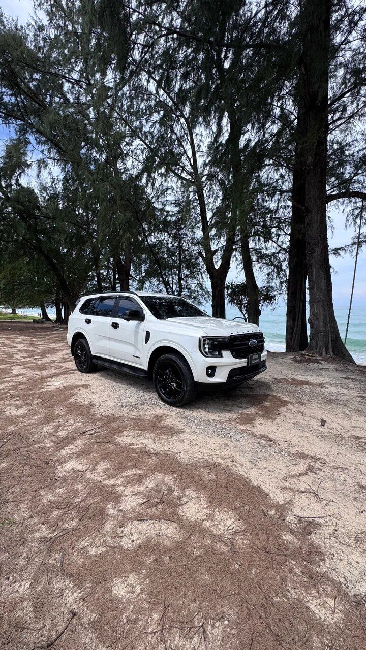 Ford Everest Sport 2025, белый