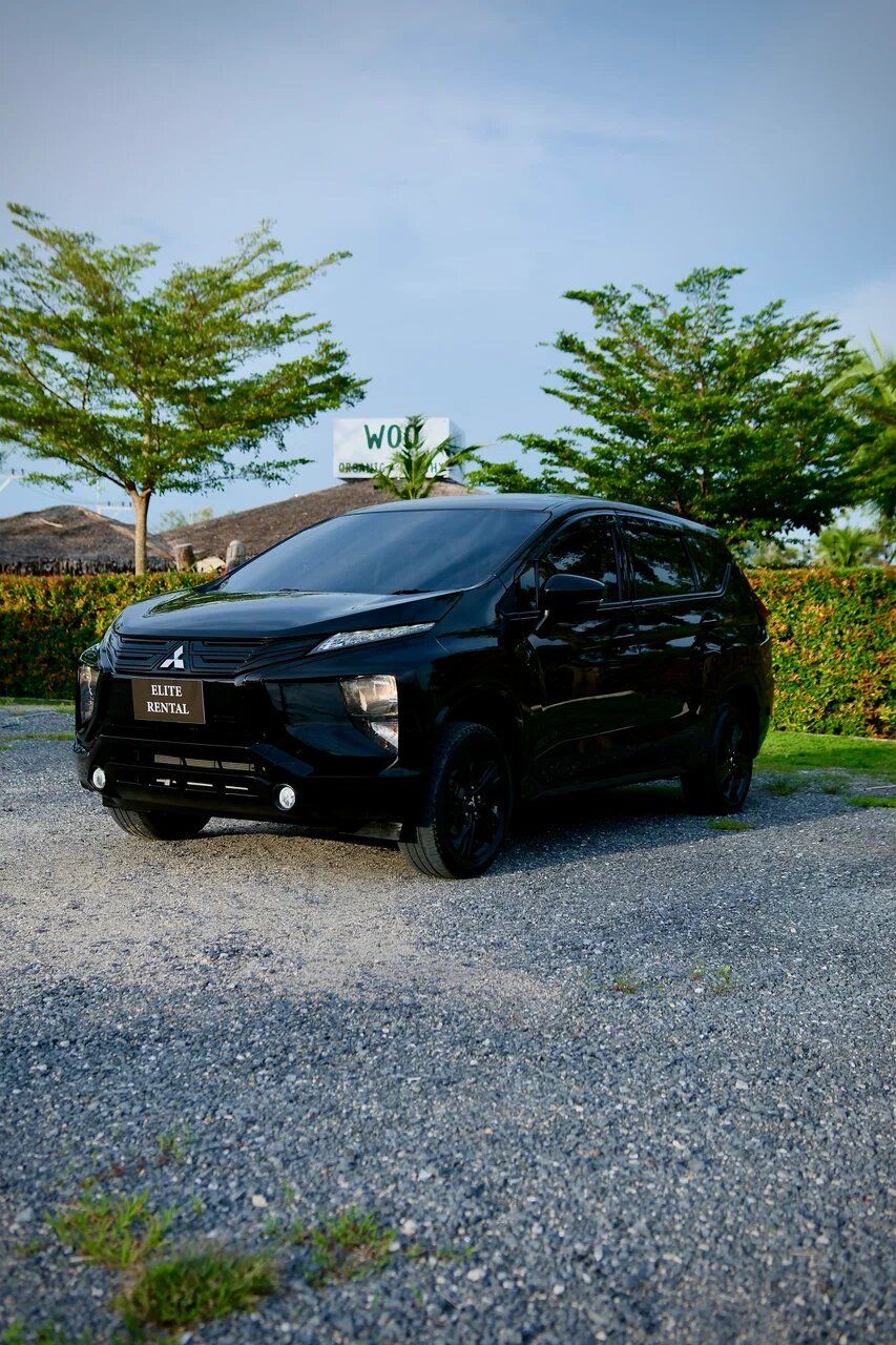 Mitsubishi Xpander 2023, black